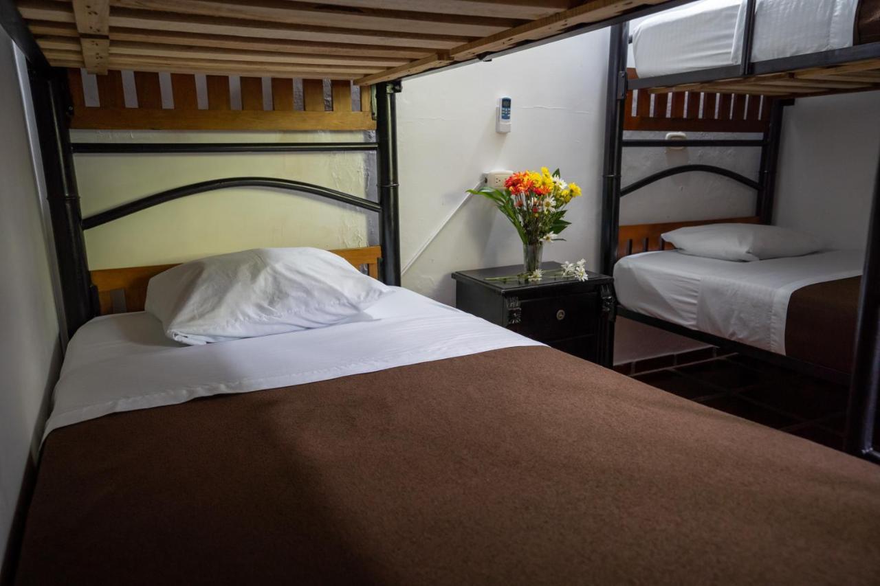 Hostal Coco Bomgo Minca Exteriör bild